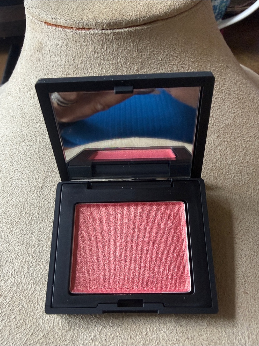 NARS Orgasm X Mini Compact Blush! - Picture 2 of 9